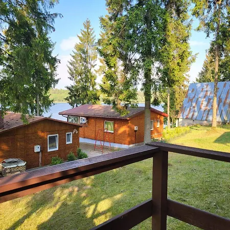 Lake's House 24