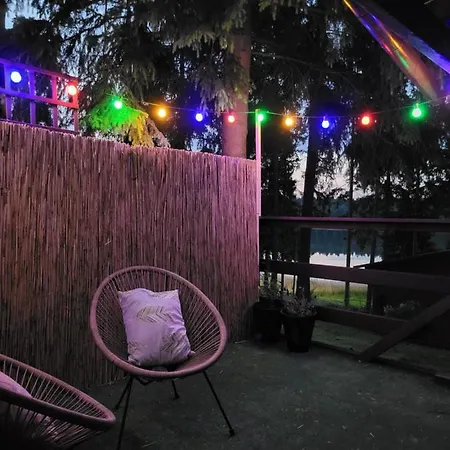 Lake's House 24 *